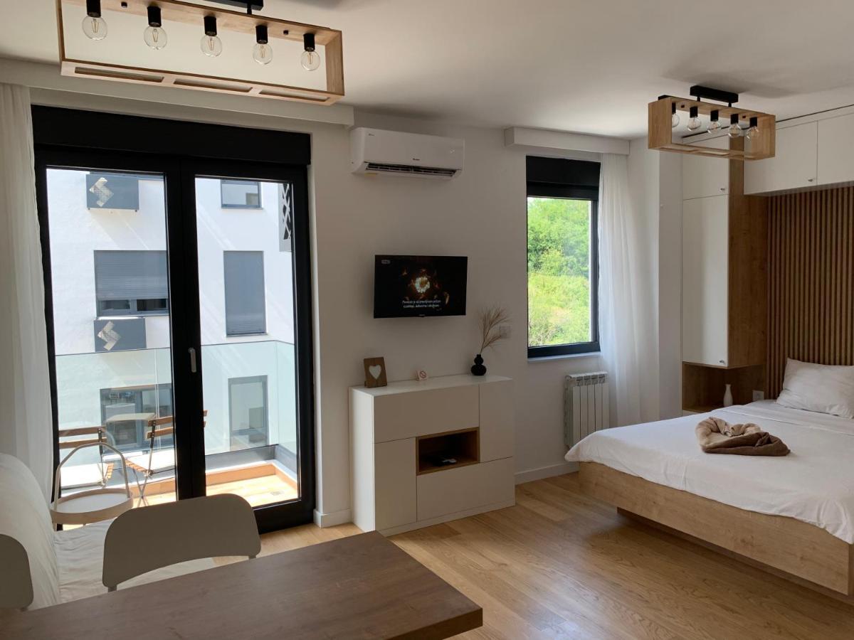 Selena Apartment Belgrado Buitenkant foto