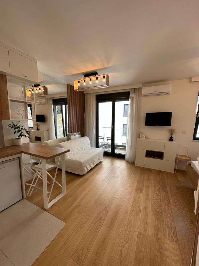Selena Apartment Belgrado Buitenkant foto